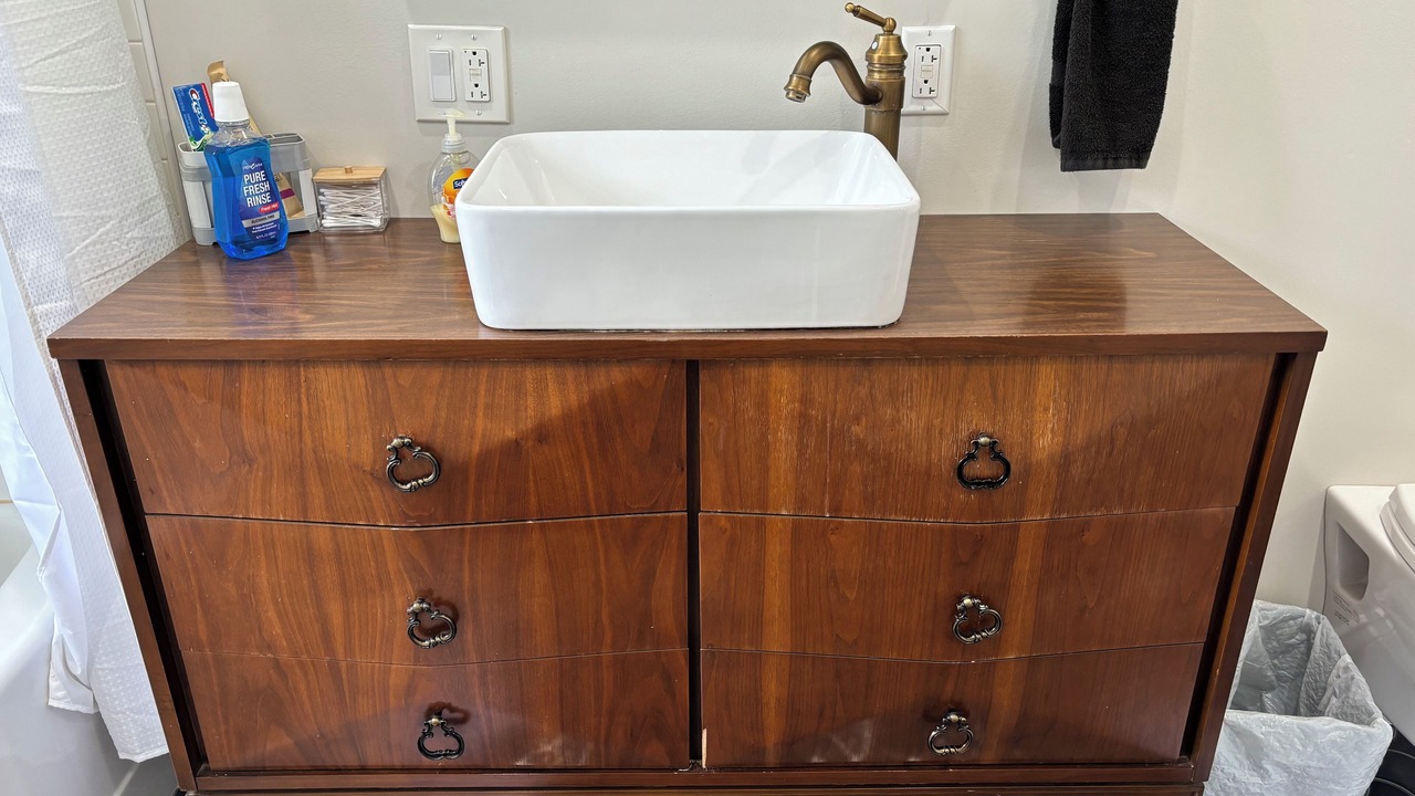Photo of Bathroom in Rogers Park