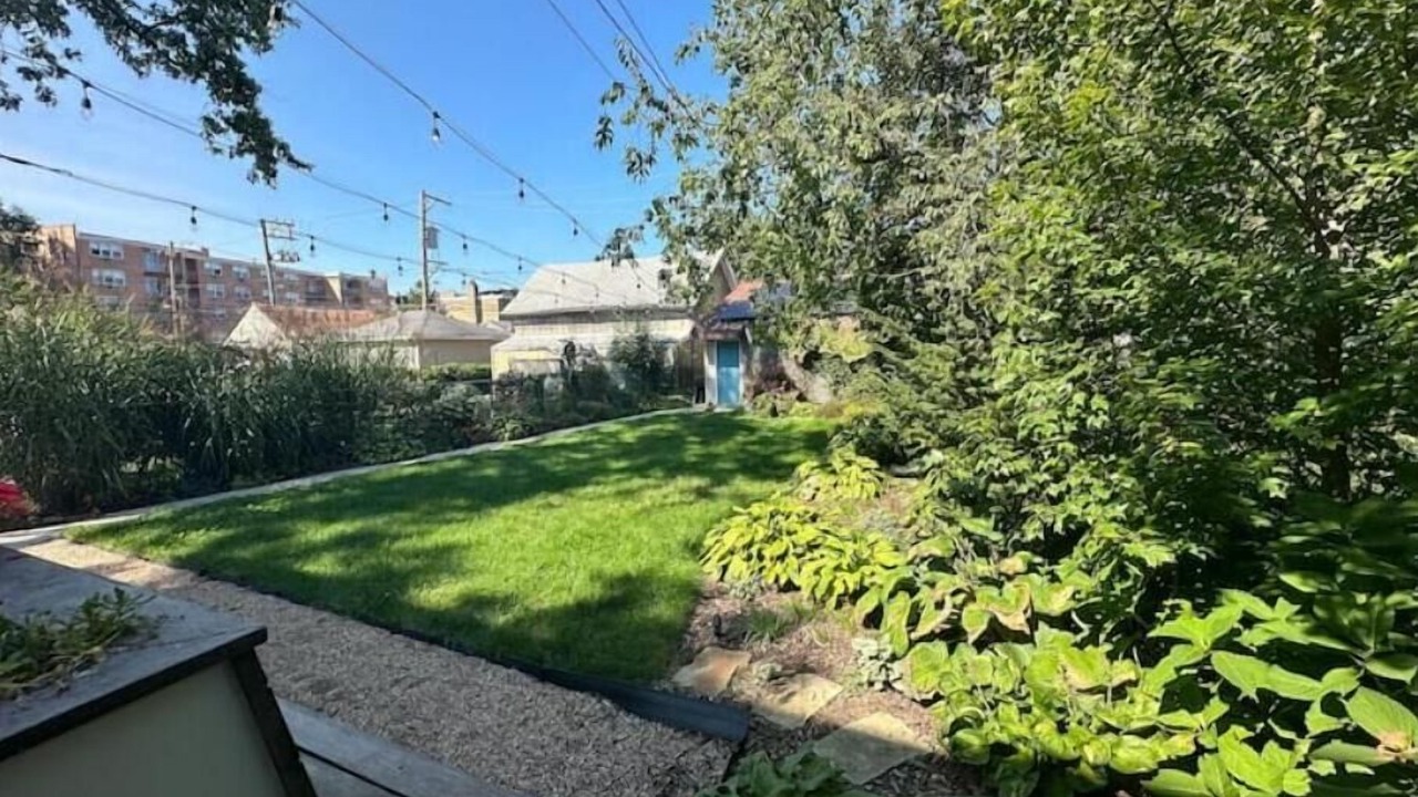 Photo of Outdoor in Rogers Park