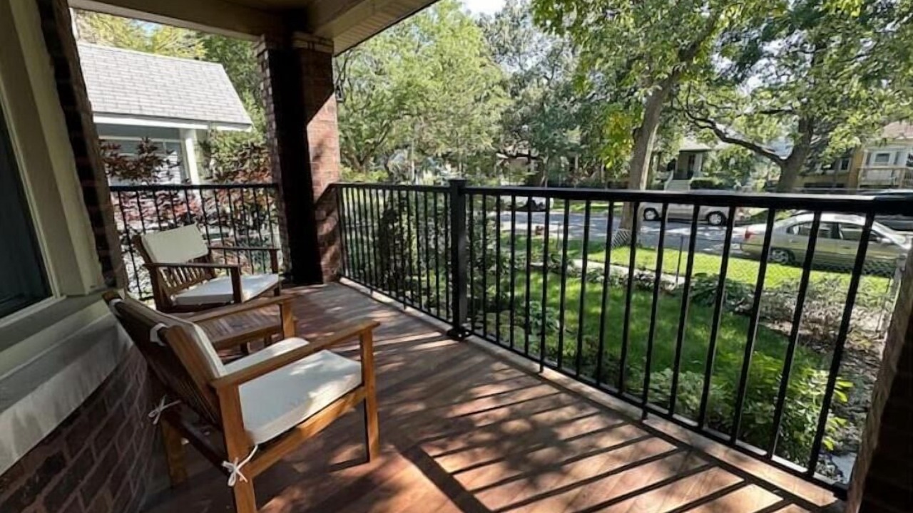 Photo of Patio Balcony in Rogers Park