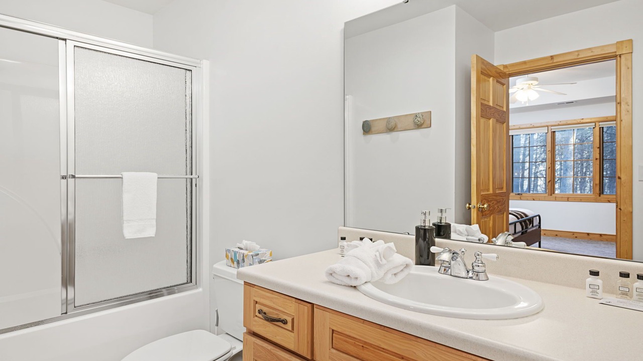 Photo of Bathroom in The Galena Territory