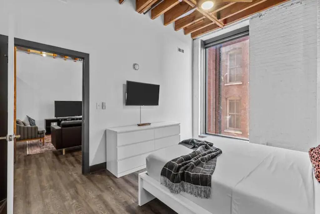 Photo of Bedroom in East St. Louis