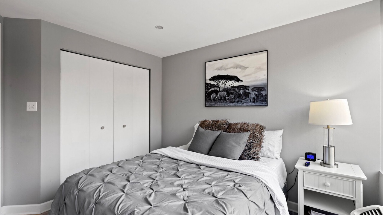 Photo of Bedroom in Near South Side