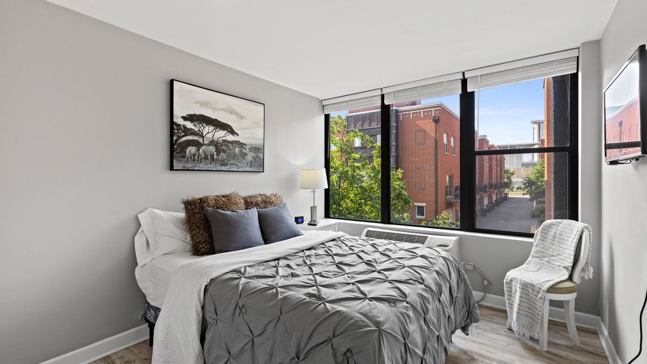 Photo of Bedroom in Near South Side