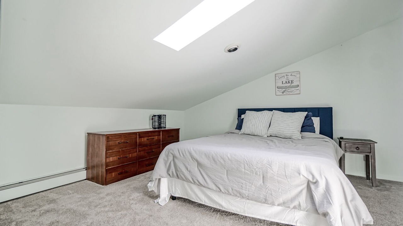 Photo of Bedroom in Fox Lake