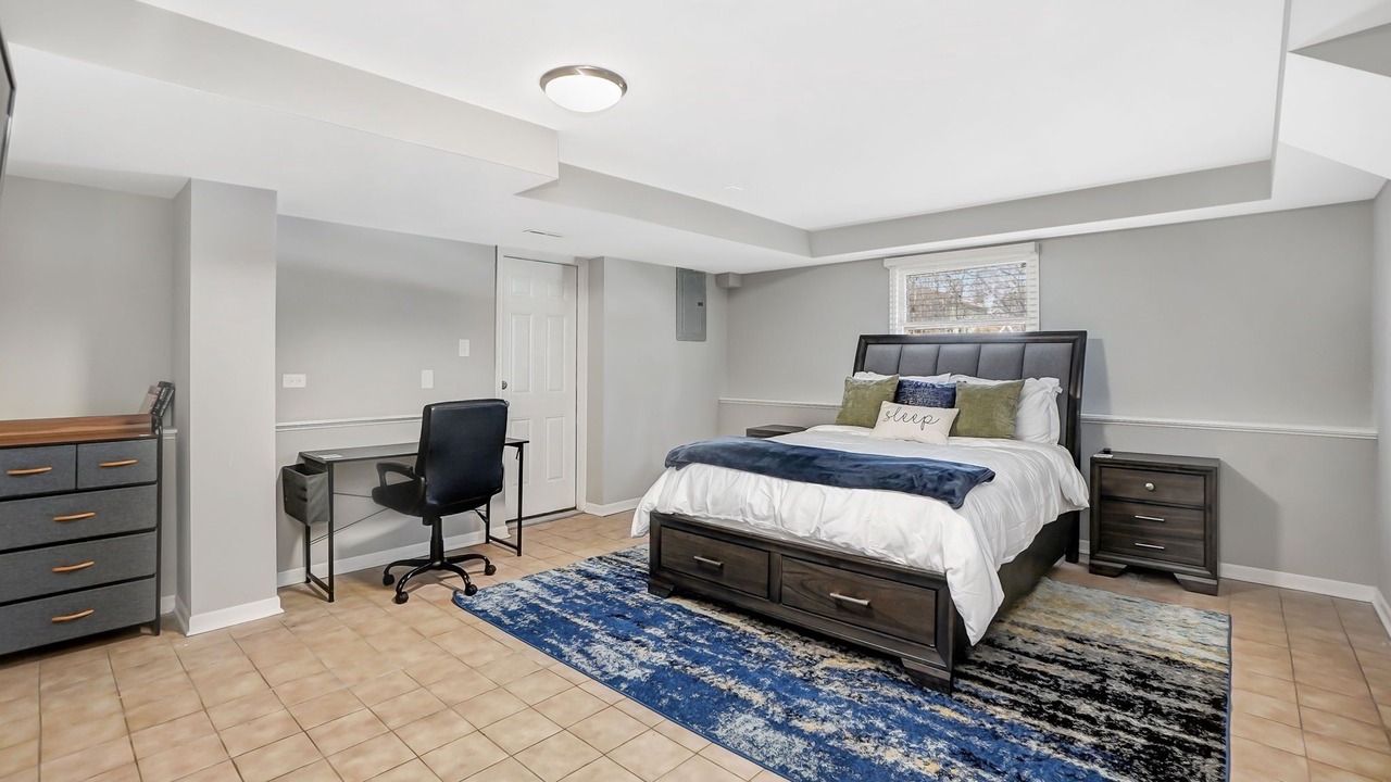 Photo of Bedroom in Homewood