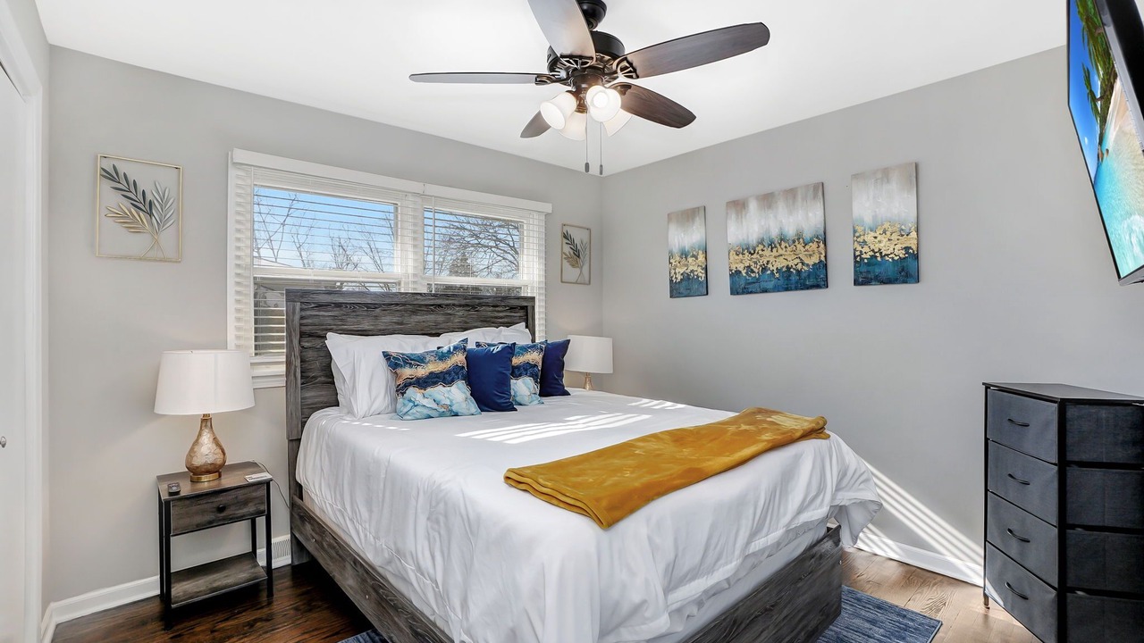 Photo of Bedroom in Homewood