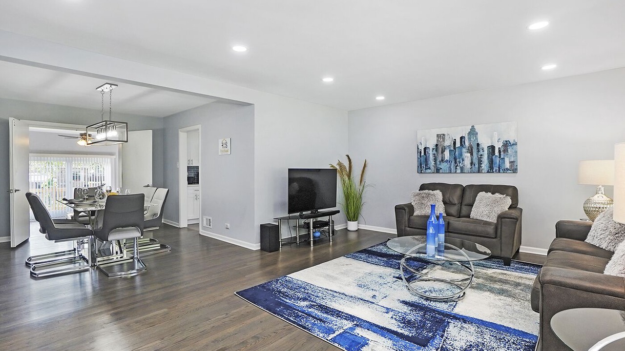 Photo of Livingroom in Homewood