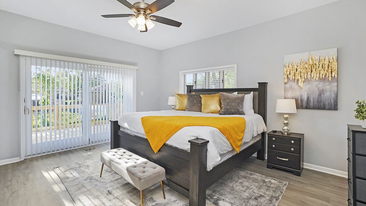 Photo of Bedroom in Homewood