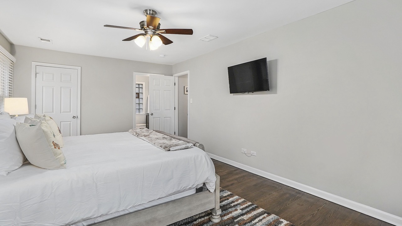 Photo of Bedroom in Flossmoor