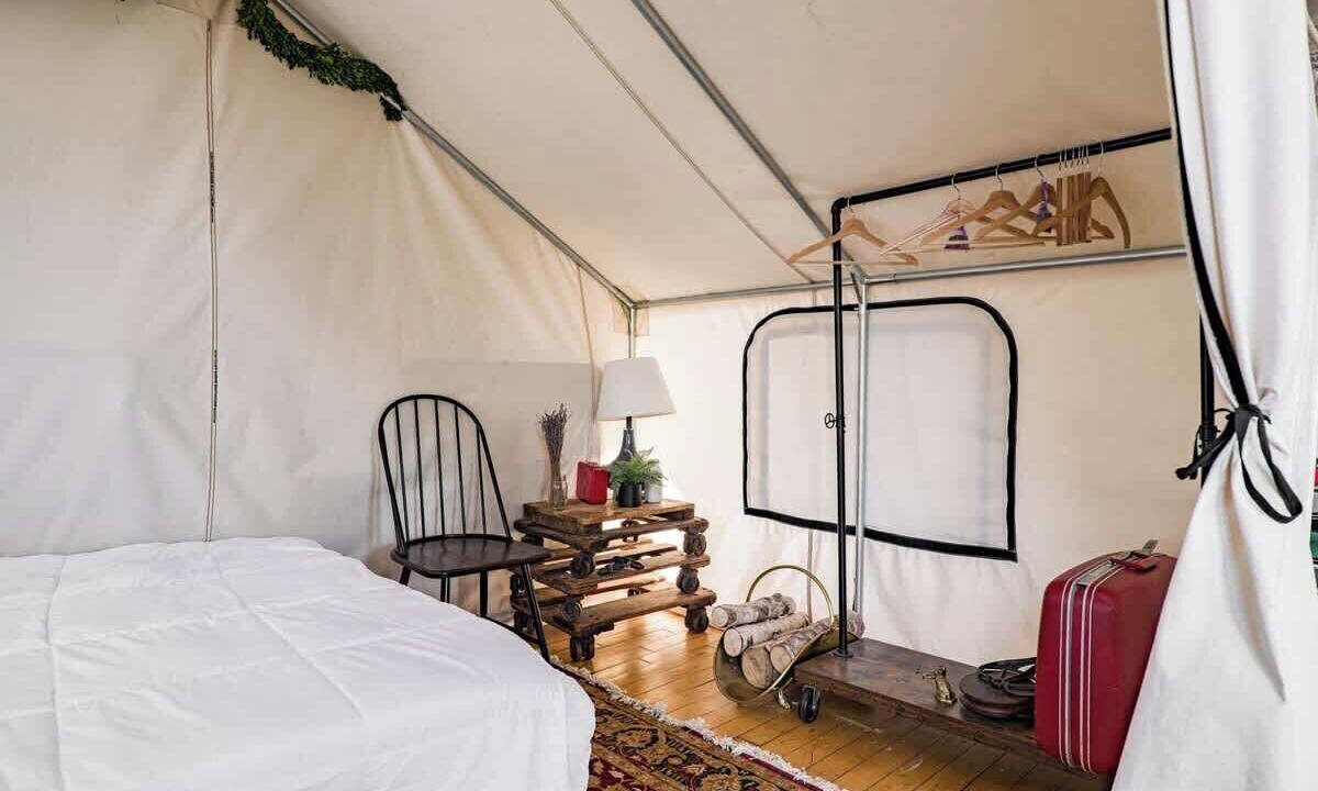 Photo of Bedroom in Logan Square