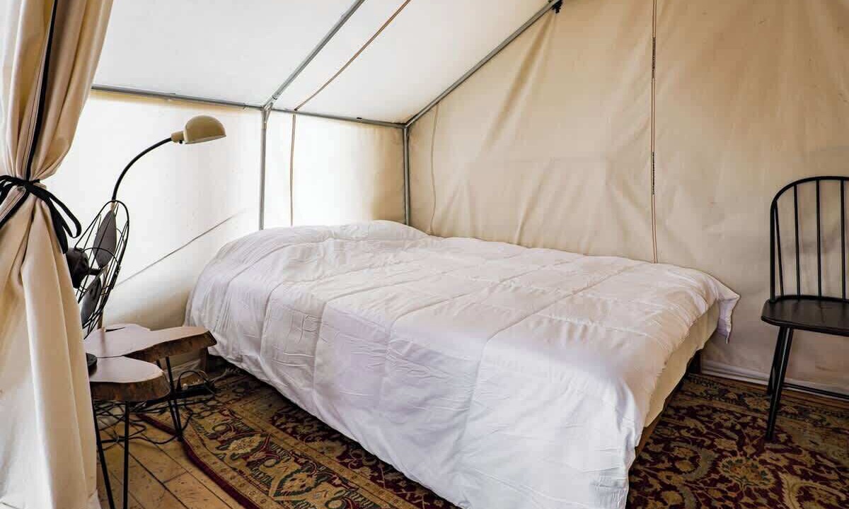 Photo of Bedroom in Logan Square