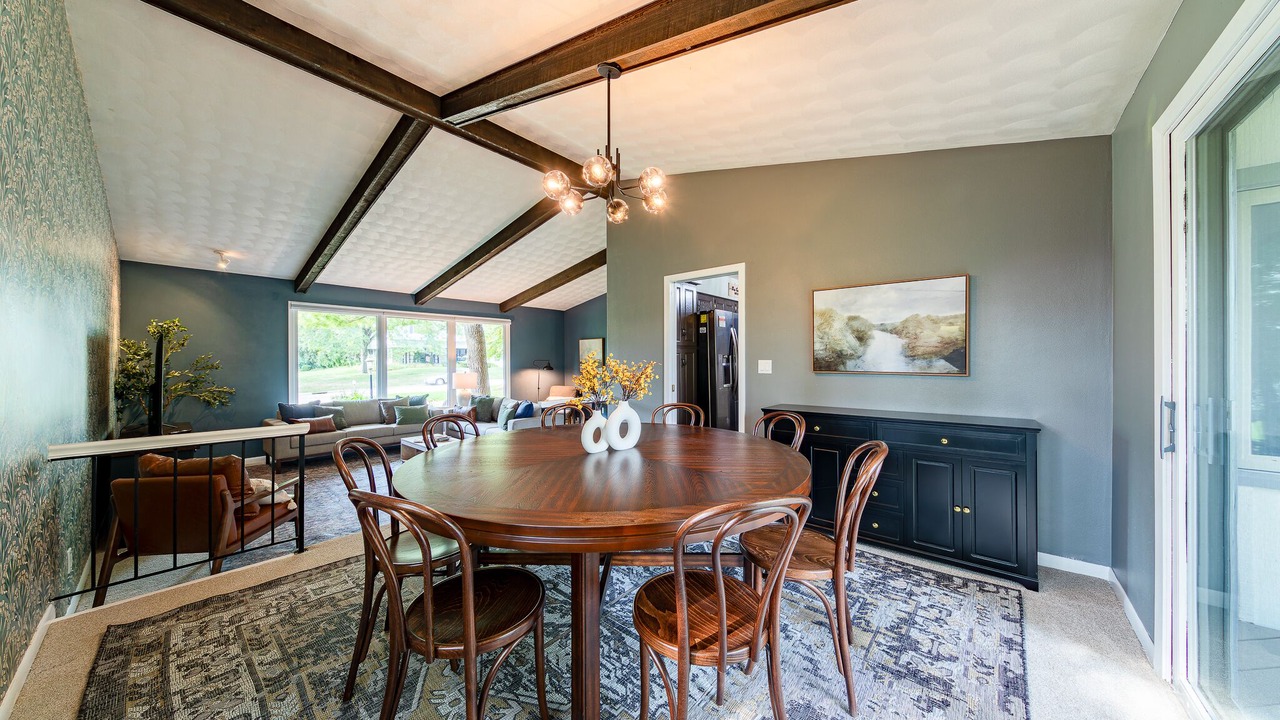 Photo of Livingroom in Rockford