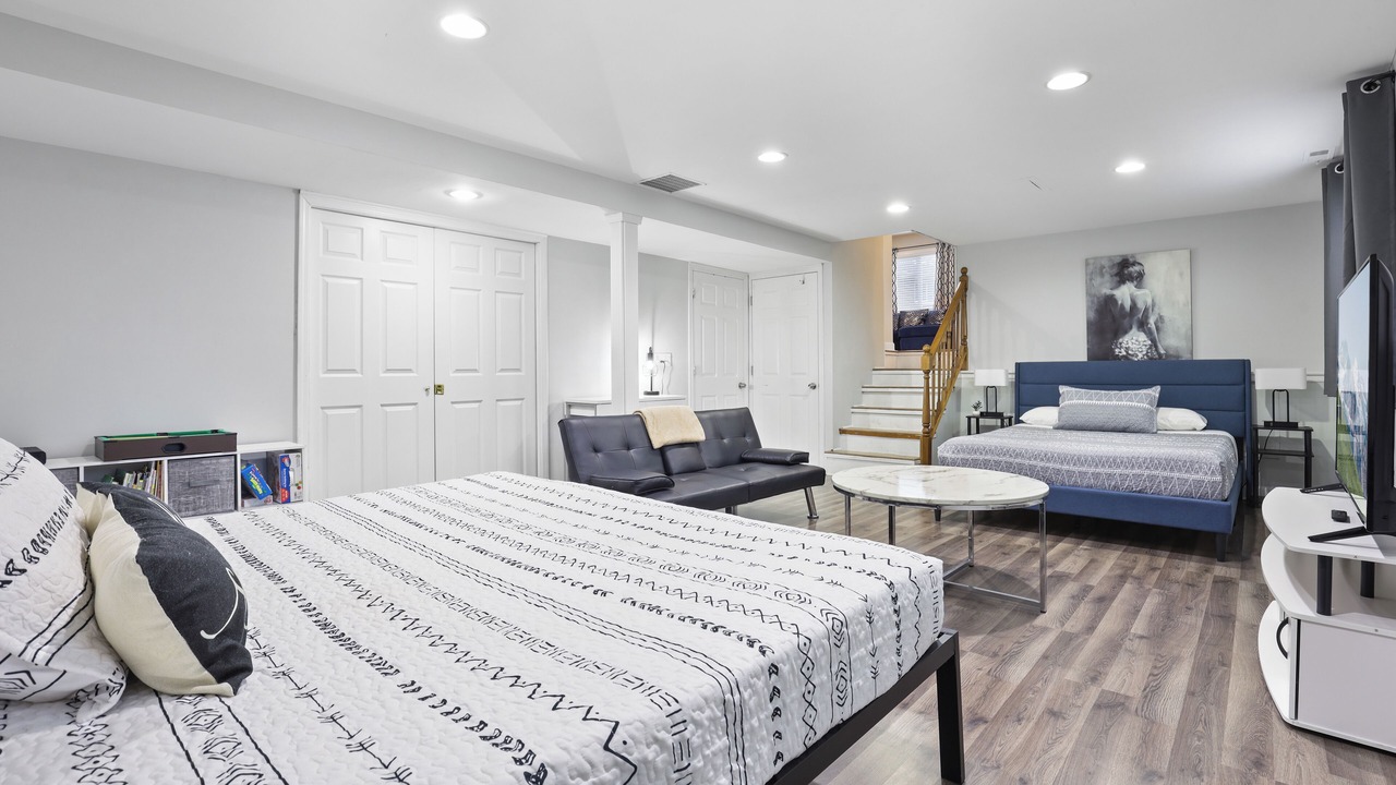 Photo of Bedroom in Bensenville