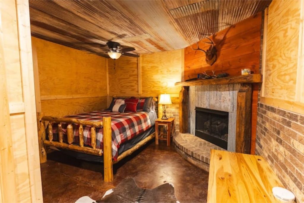 Photo of Bedroom in Huntsville