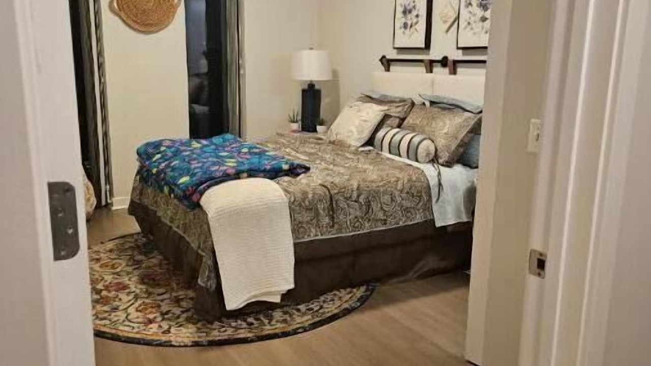 Photo of Bedroom in Near West Side