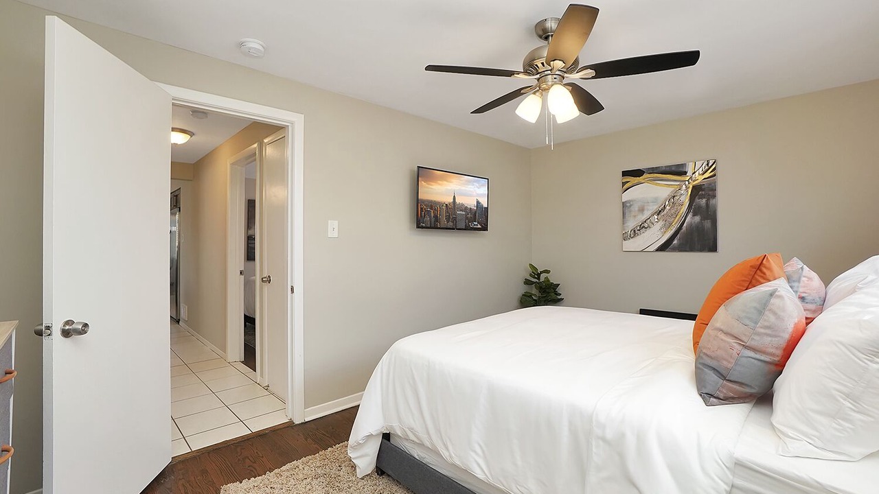 Photo of Bedroom in Clearing
