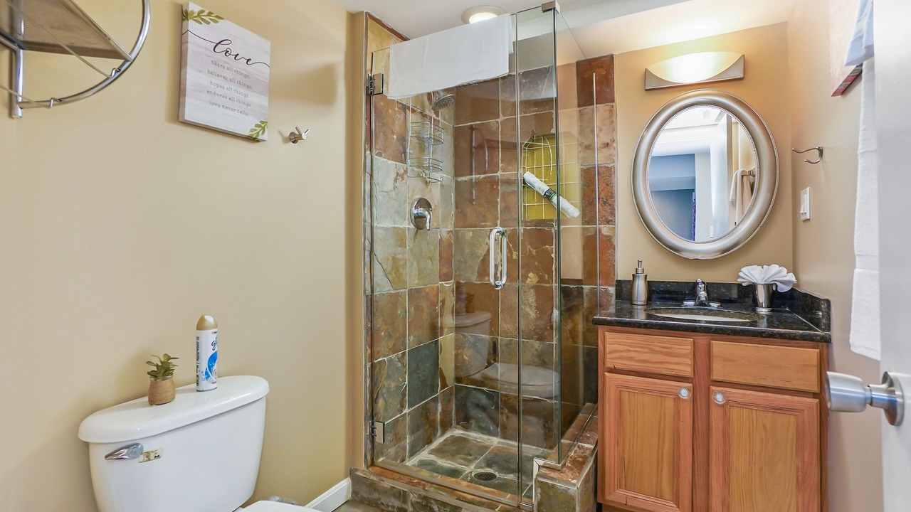 Photo of Bathroom in Union Ridge