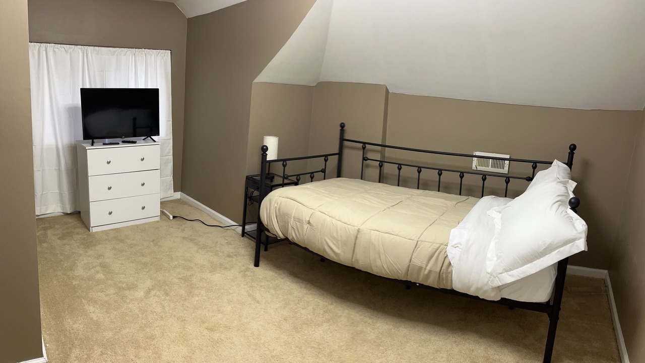 Photo of Bedroom in South Shore
