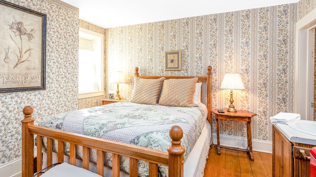 Photo of Bedroom in Galena