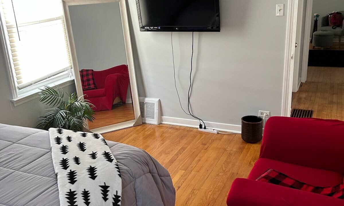 Photo of Bedroom in Calumet Park
