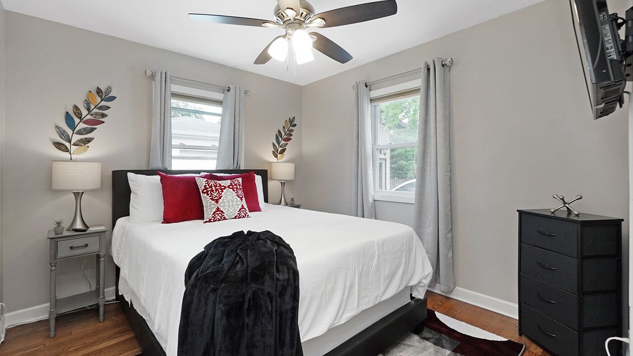 Photo of Bedroom in Arlington Heights