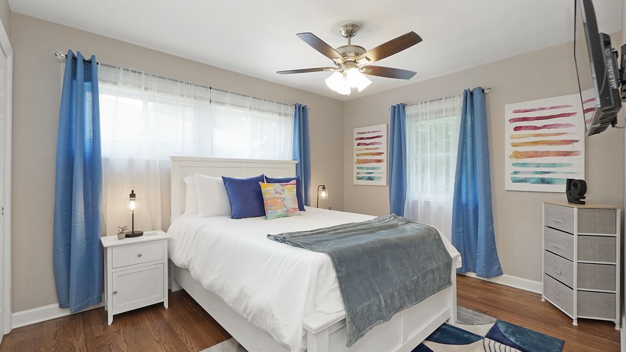 Photo of Bedroom in Arlington Heights