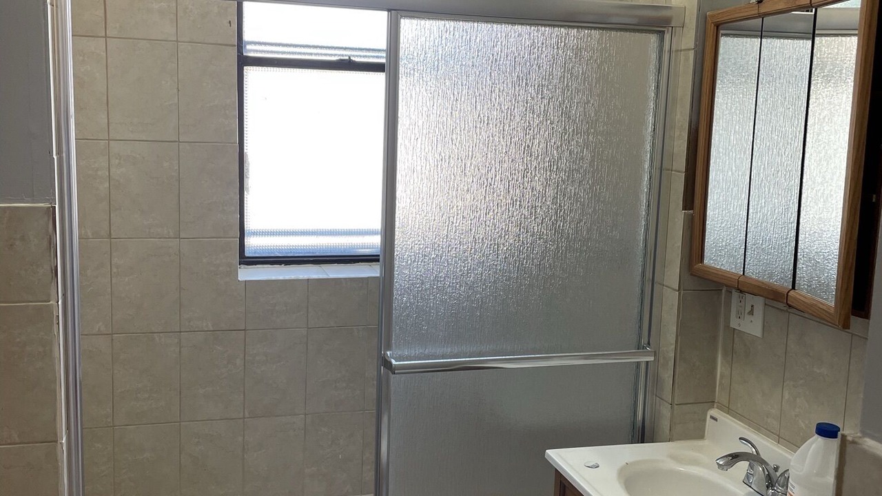 Photo of Bathroom in Grand Boulevard