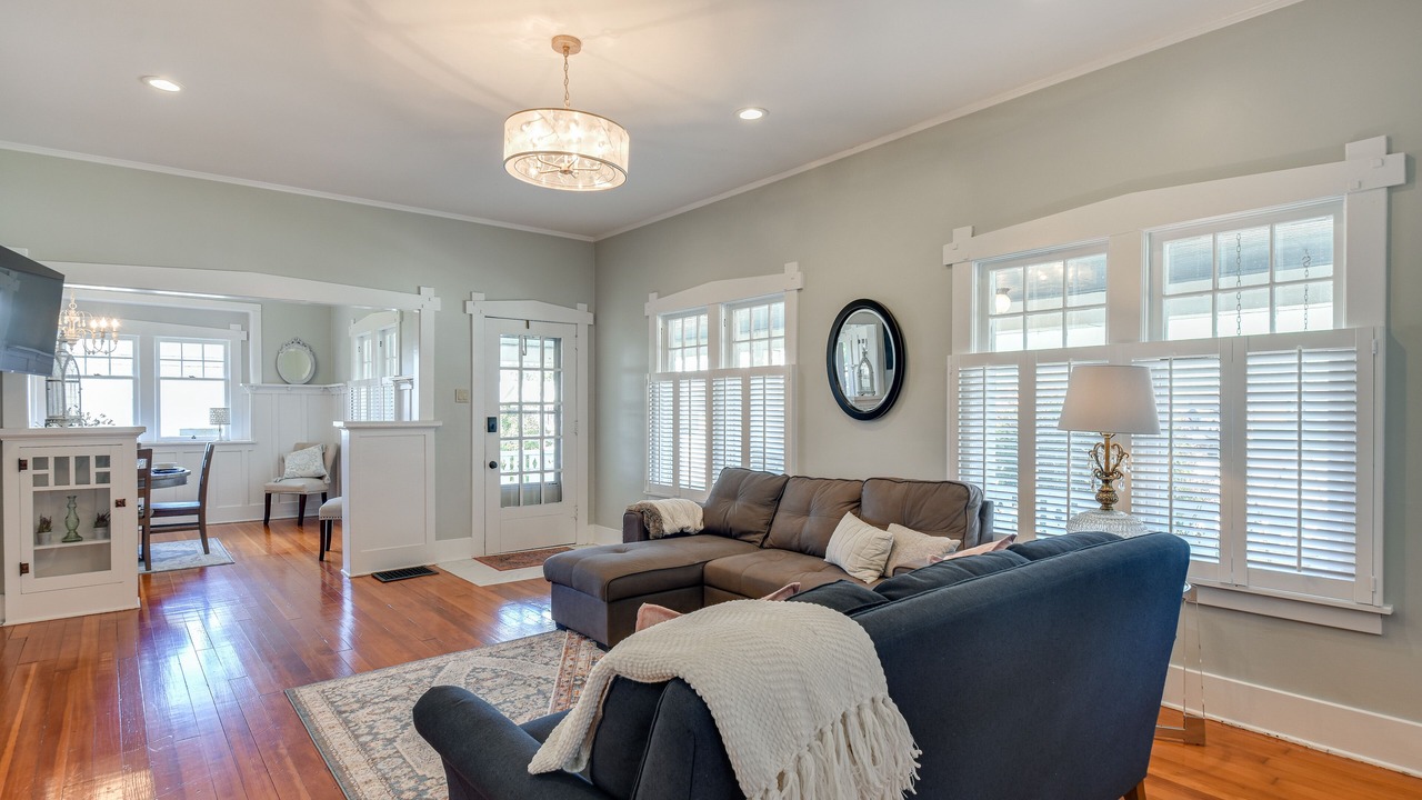 Photo of Livingroom in Biggsville