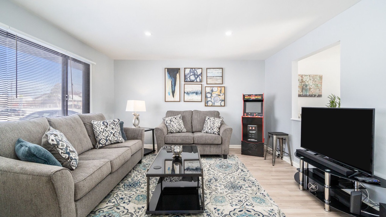 Photo of Livingroom in Bloomingdale