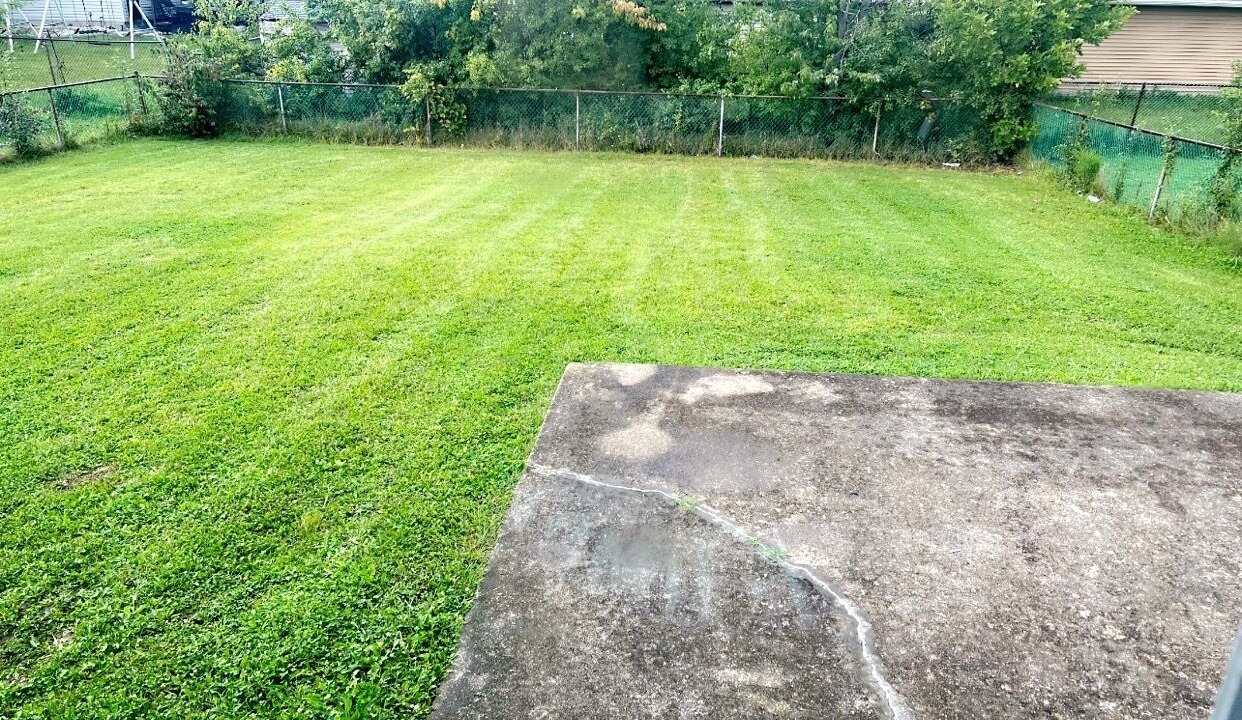Photo of Outdoor in Country Club Hills