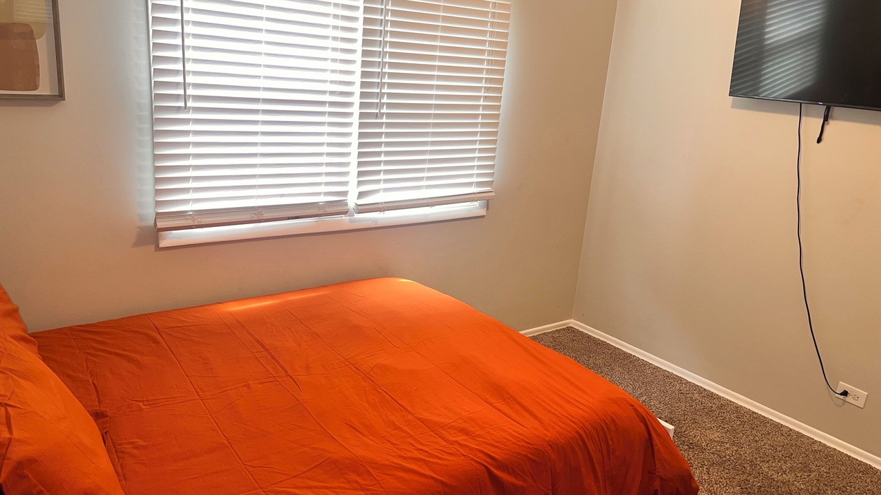 Photo of Bedroom in Country Club Hills
