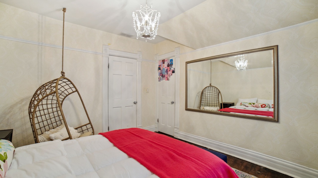 Photo of Bedroom in Ravenswood