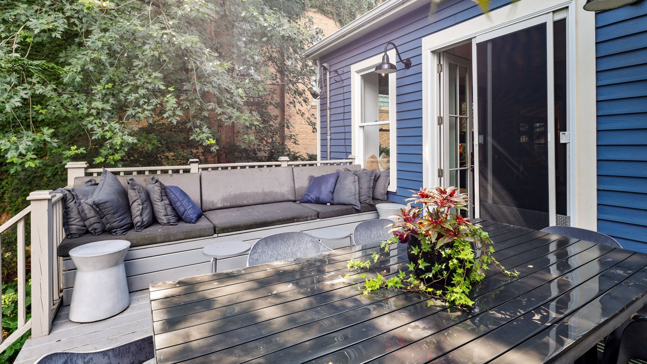 Photo of Outdoor in Ravenswood