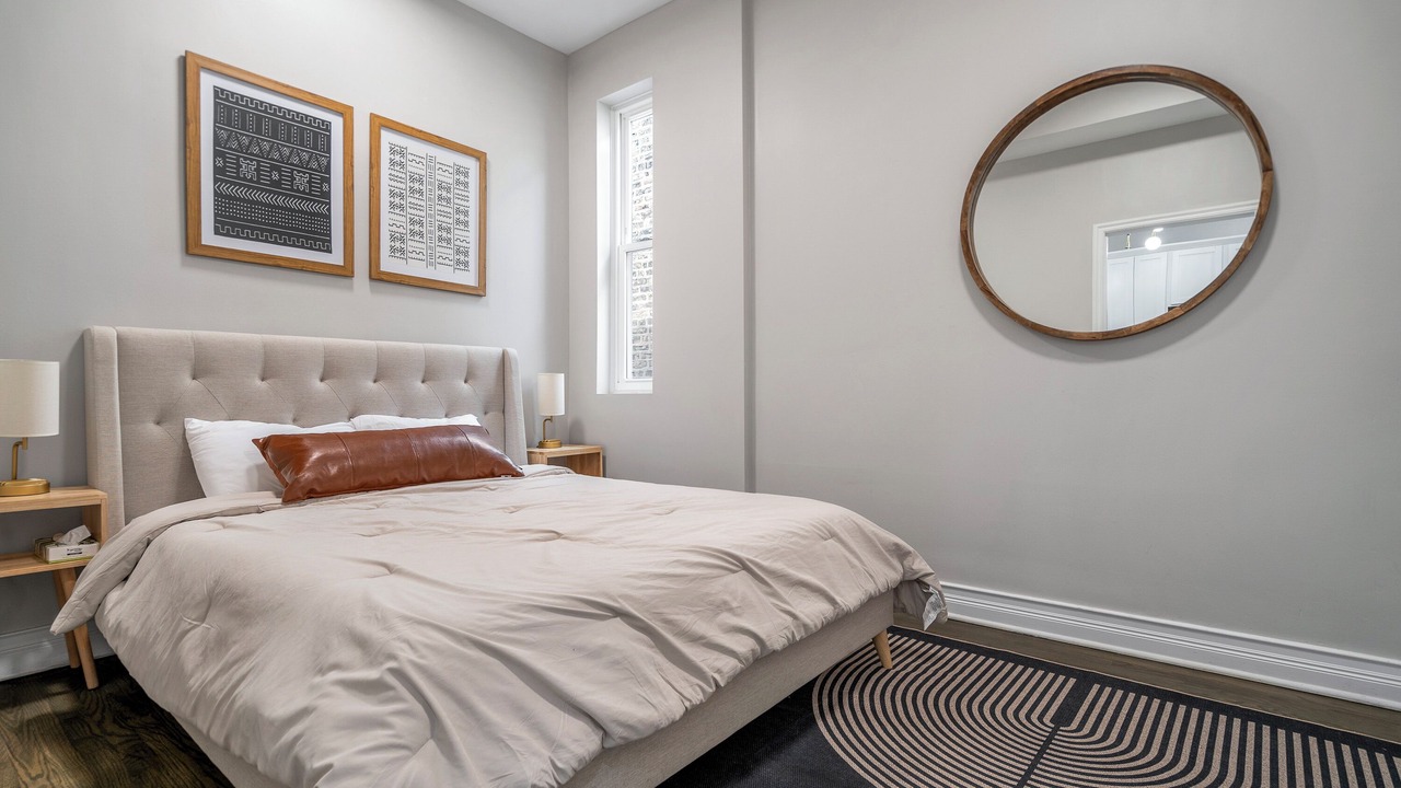 Photo of Bedroom in Lakeview