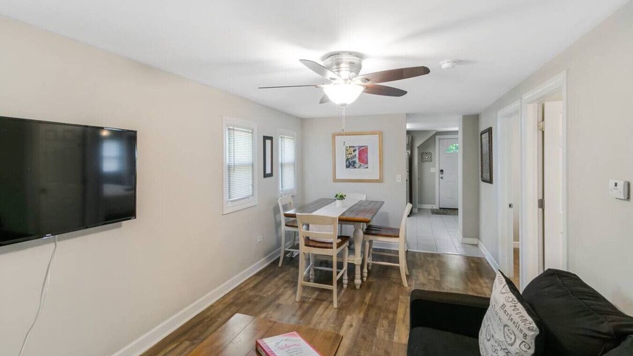Photo of Livingroom in Libertyville