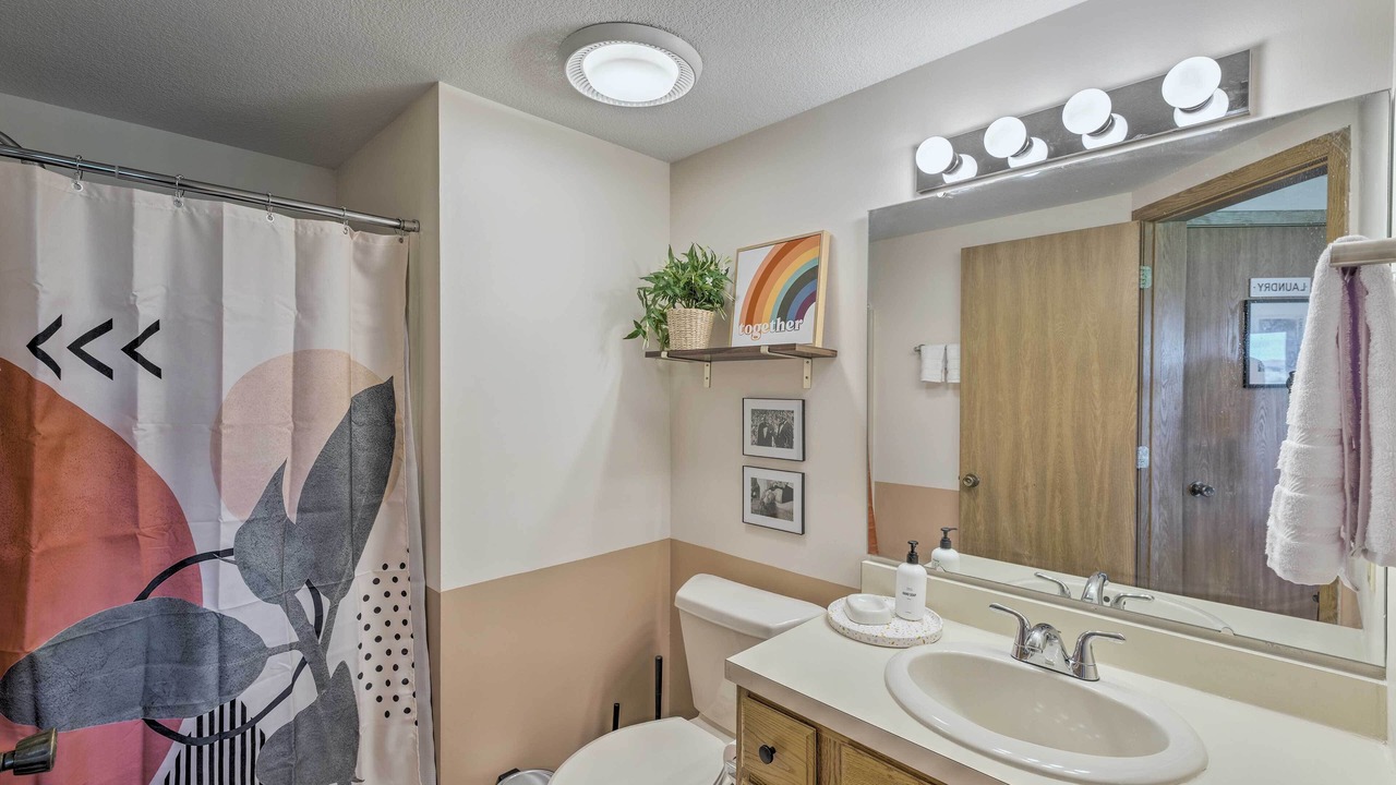 Photo of Bathroom in The Galena Territory