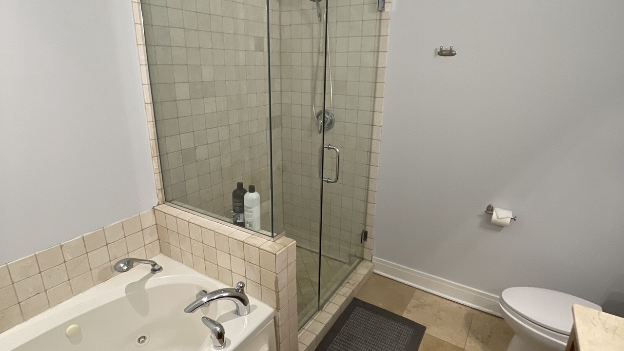 Photo of Bathroom in Wicker Park