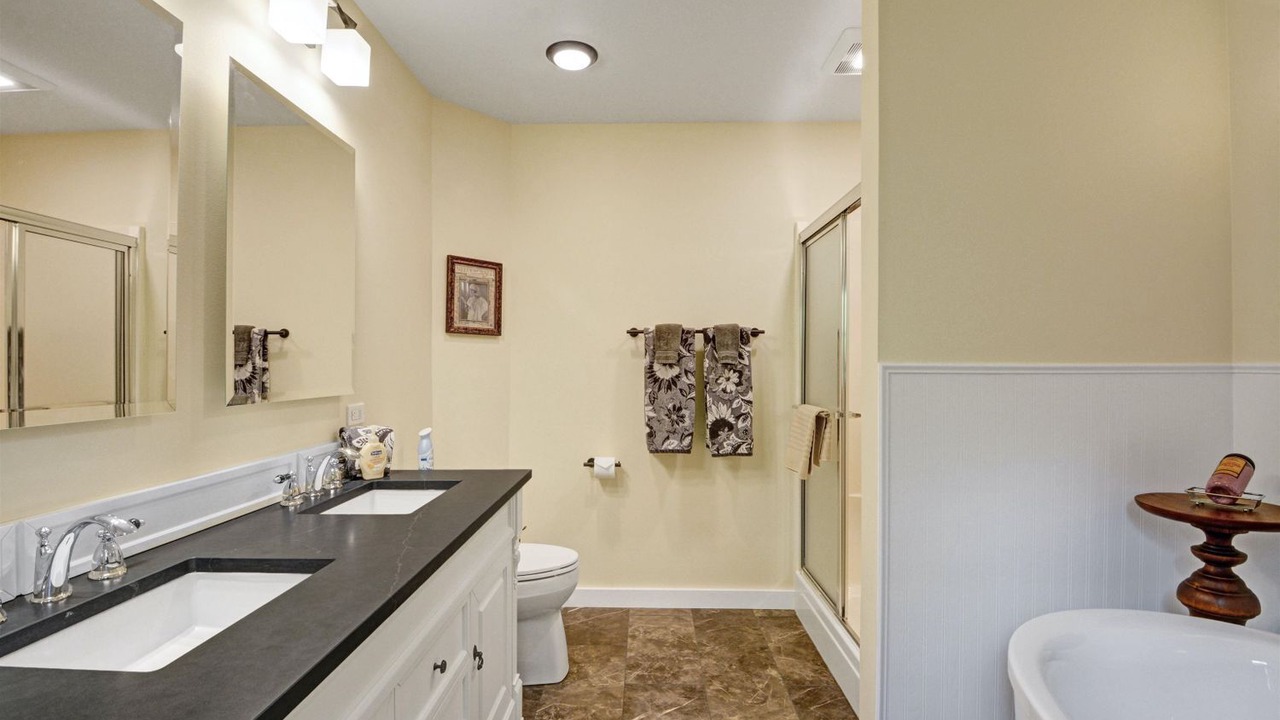 Photo of Bathroom in The Galena Territory