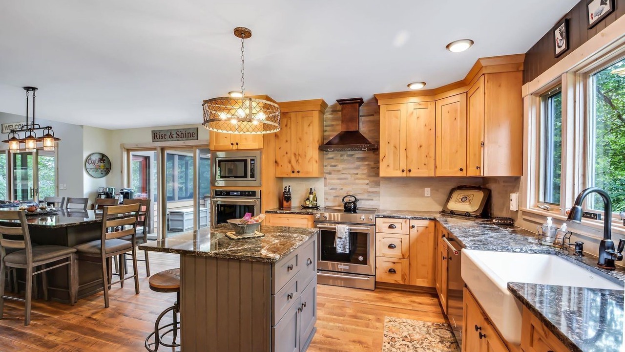 Photo of Kitchen in The Galena Territory