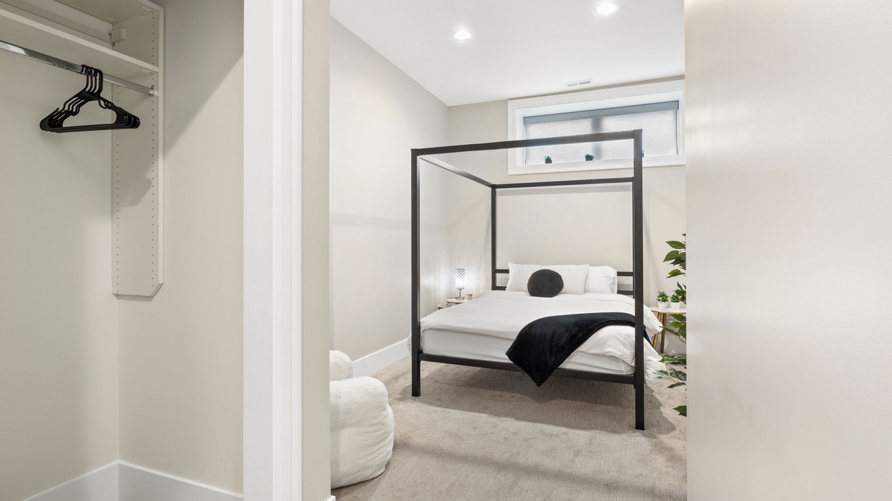 Photo of Bedroom in Wicker Park