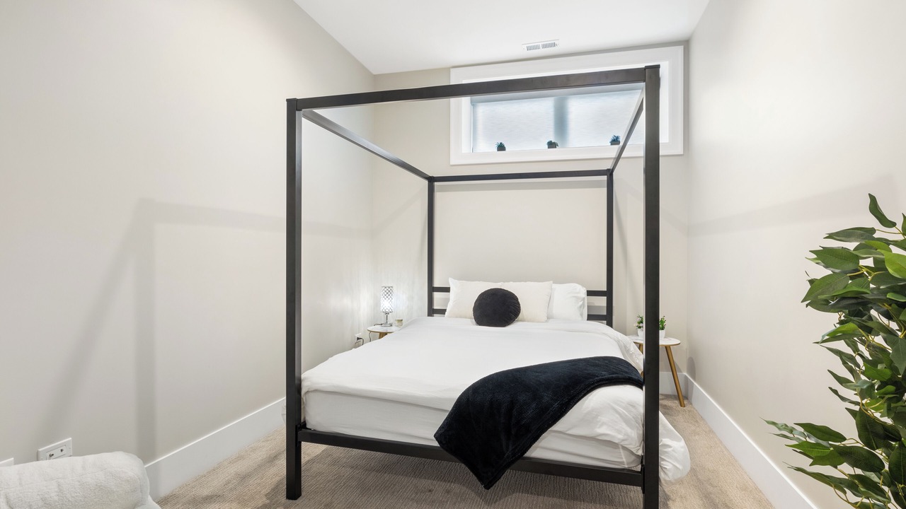 Photo of Bedroom in Wicker Park