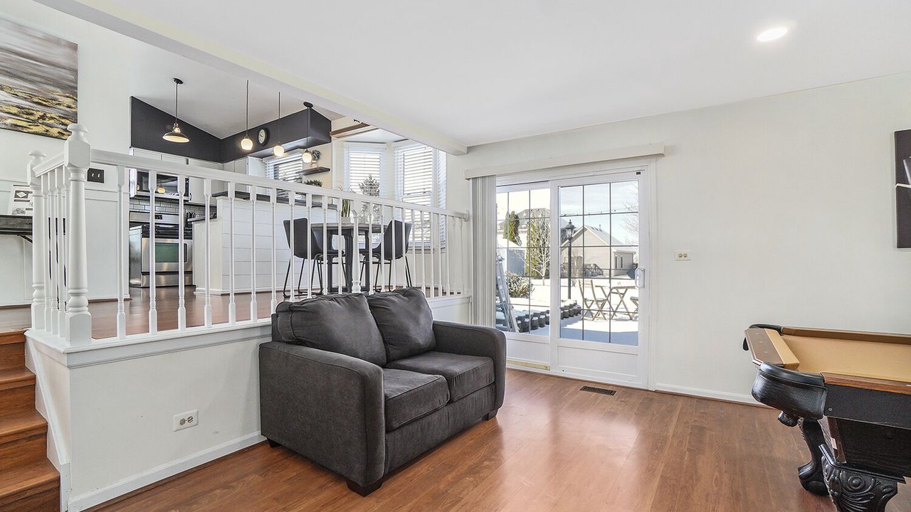 Photo of Livingroom in Carol Stream