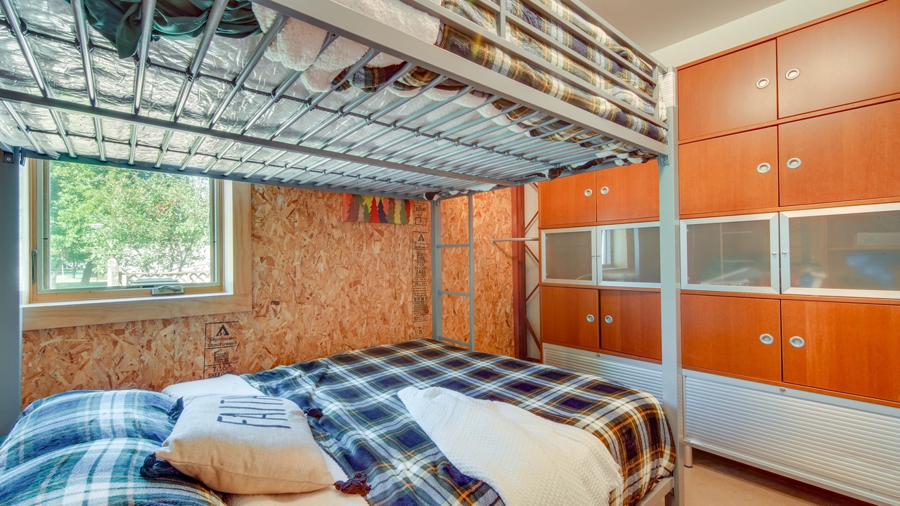 Photo of Bedroom in Libertyville