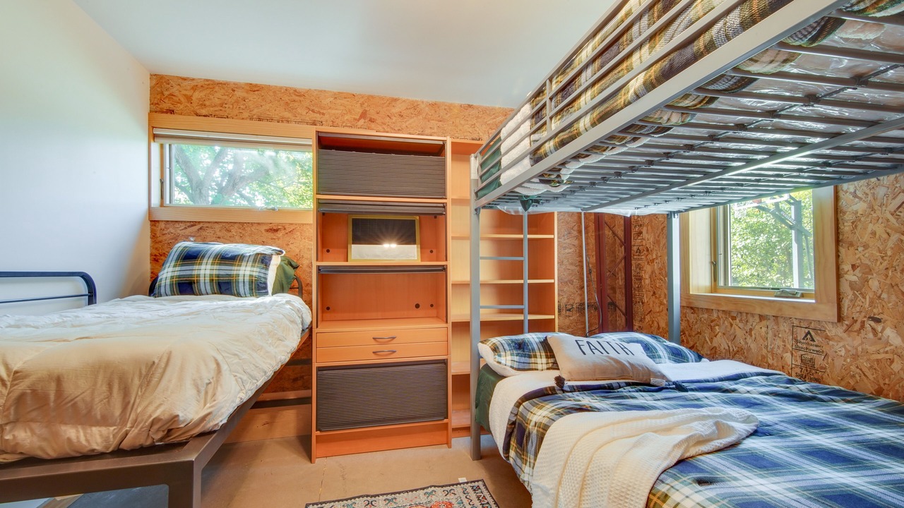 Photo of Bedroom in Libertyville