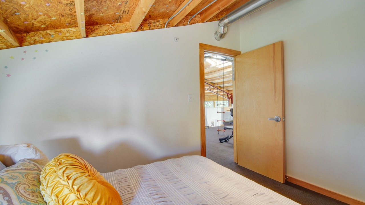 Photo of Bedroom in Libertyville