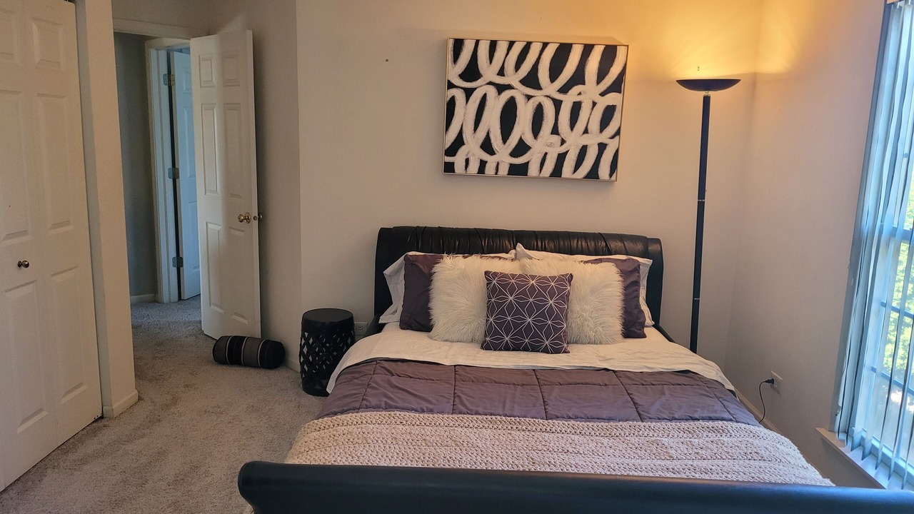 Photo of Bedroom in Algonquin