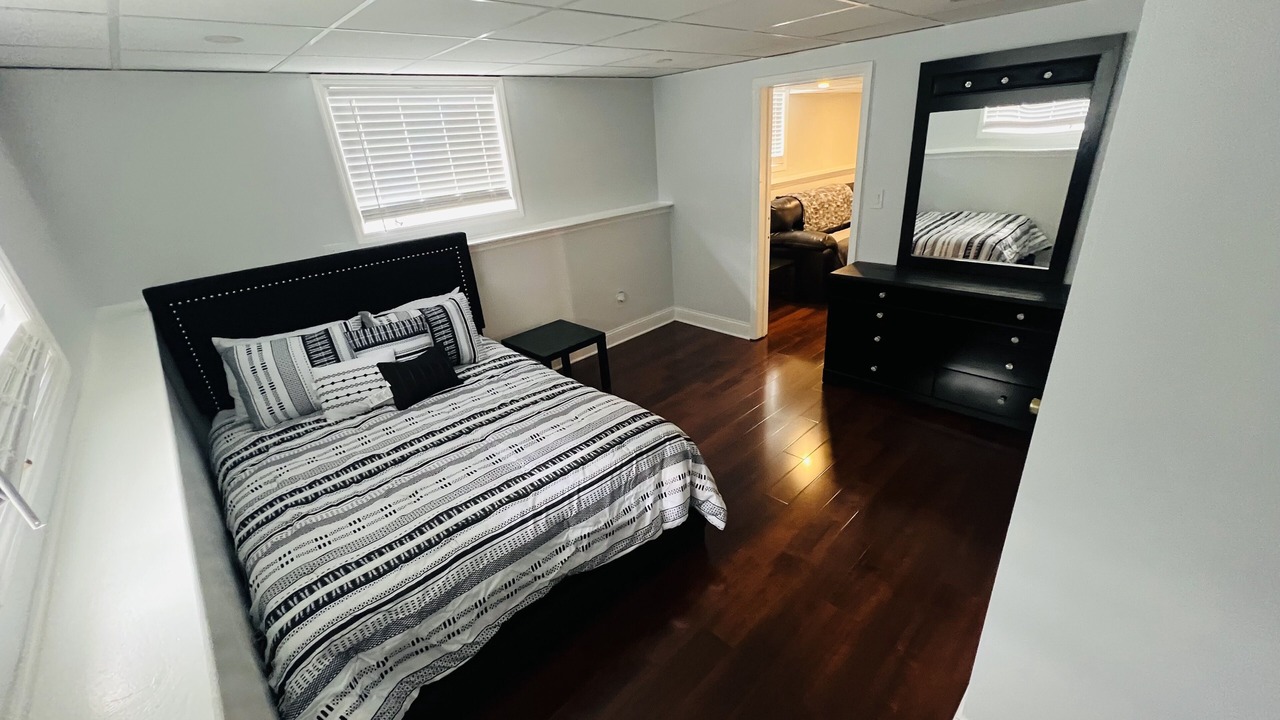 Photo of Bedroom in Waukegan