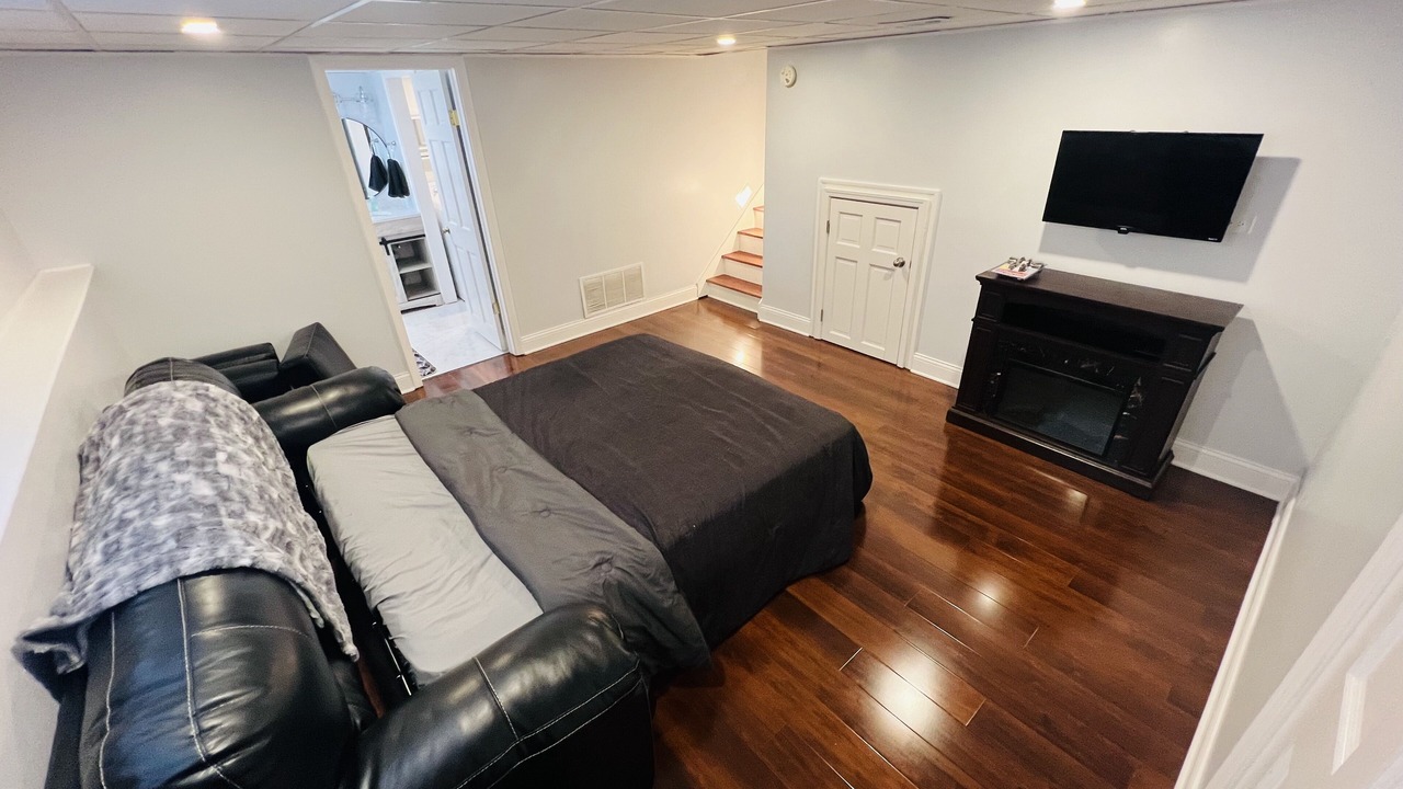 Photo of Bedroom in Waukegan