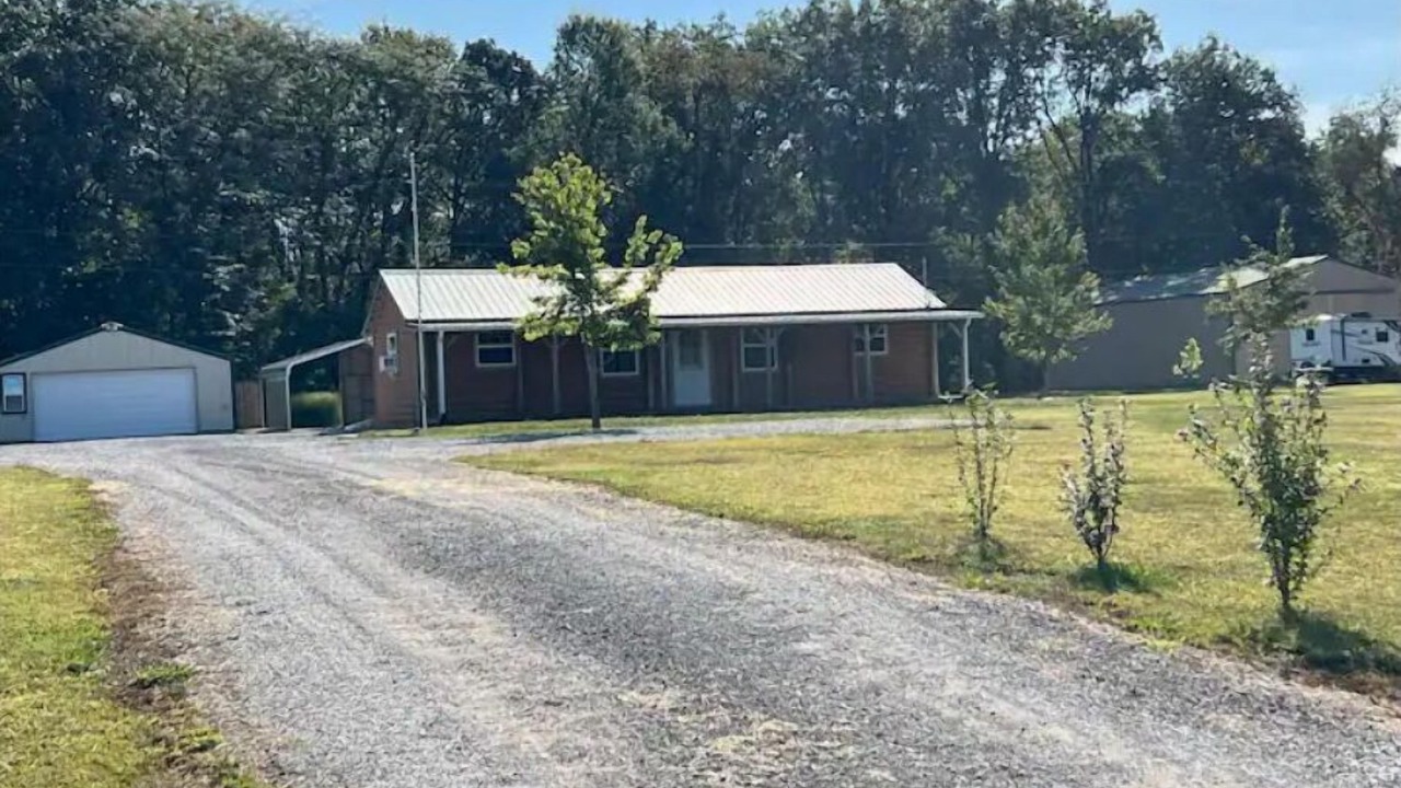 Photo of Outdoor in Benton