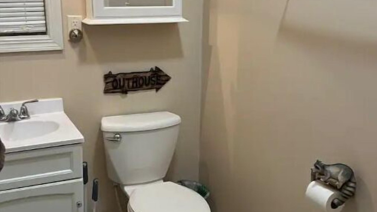 Photo of Bathroom in Benton